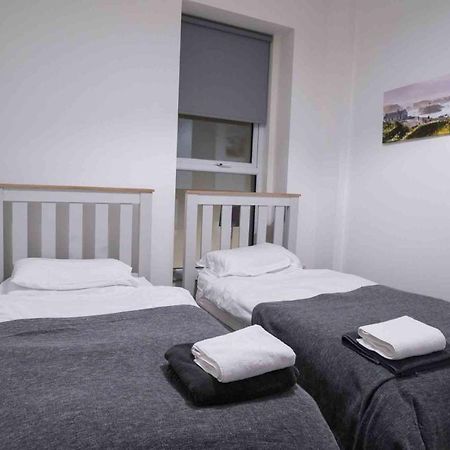 White Hall Portrush Luaran gambar