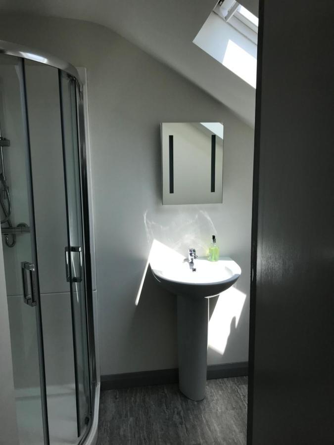 White Hall Portrush Luaran gambar