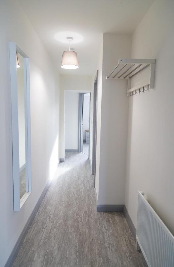 White Hall Portrush Luaran gambar