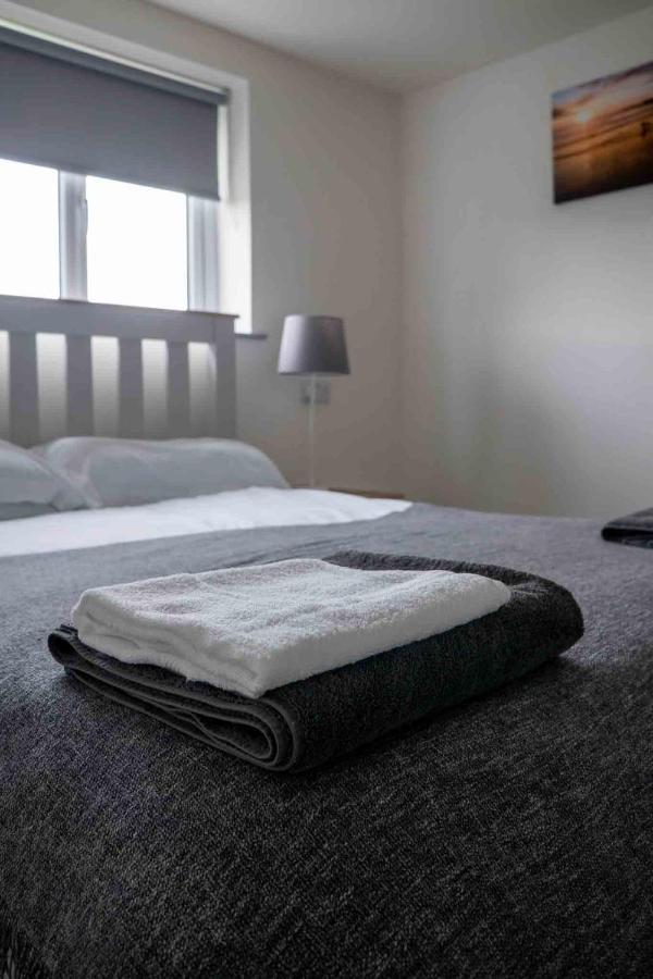 White Hall Portrush Luaran gambar